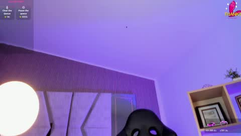 axel_grey_ online show from 06-04-26, 05:19