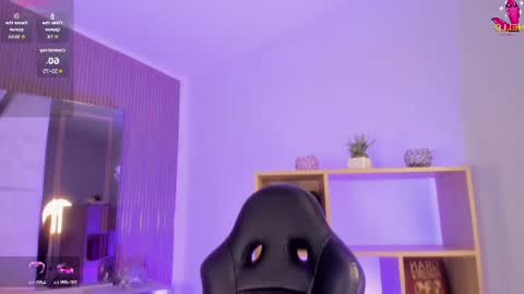 axel_grey_ online show from 06-10-26, 12:26