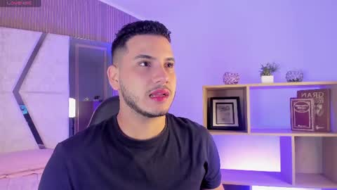 axel_grey_ online show from 06-20-26, 12:30