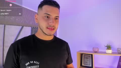 axel_grey_ online show from 07-20-26, 01:02
