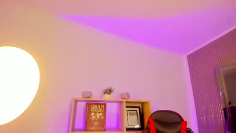 axel_grey_ online show from 07-26-26, 12:56