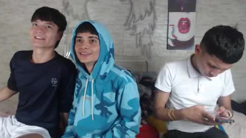 Snapshot of axel_milo_and_kairo chatting on 12-03-25, 09:13 axel_milo_and_kairo online show from 12-03-25, 09:13