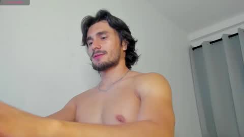 Axel online show from 09-26-25, 03:43