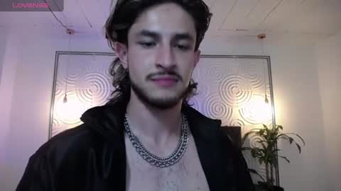 Axel  online show from 06-11-26, 02:59