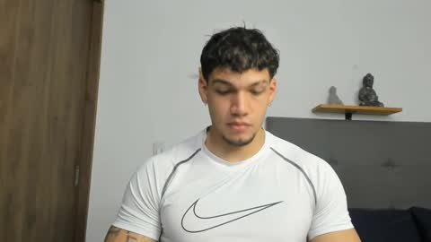 INDEPENDENT MODEL  online show from 09-29-25, 01:38