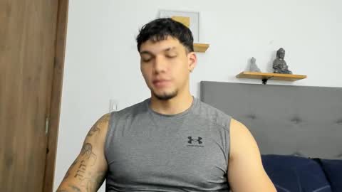 INDEPENDENT MODEL  online show from 10-01-25, 10:49