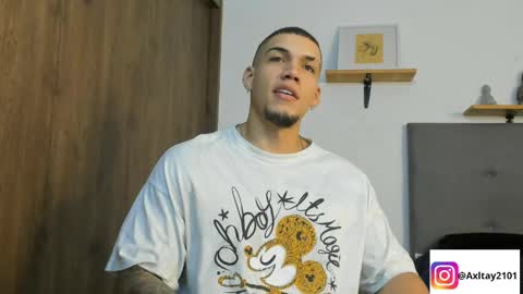 INDEPENDENT MODEL  online show from 04-24-26, 12:57