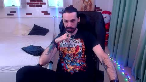 AxelColton online show from 12-14-25, 08:30