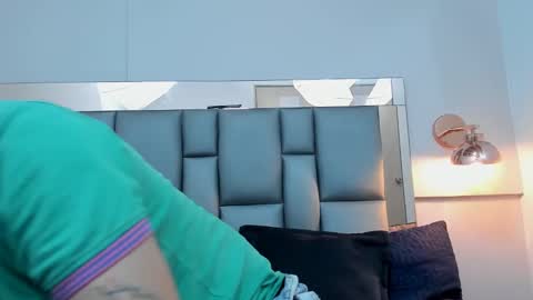    online show from 01-09-25, 10:52