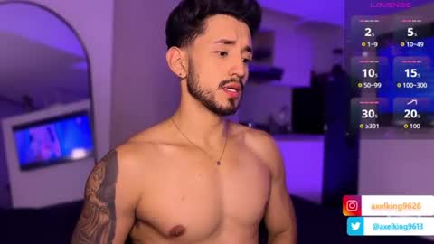 Axel King online show from 07-19-26, 01:42
