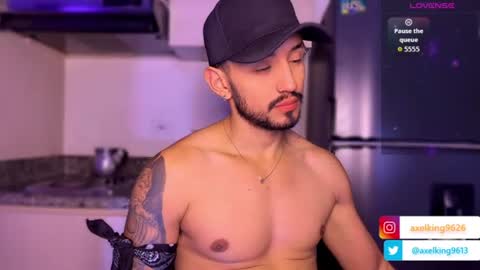 Axel King online show from 07-25-26, 02:09