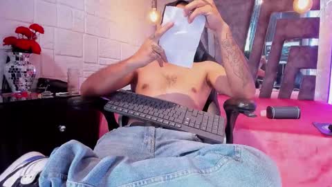 Axell Cross2 online show from 04-25-26, 02:14