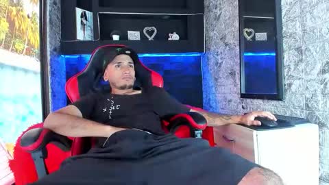 Axell Cross2 online show from 04-26-26, 11:52