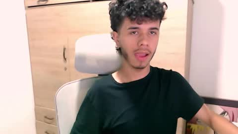 axelldark online show from 02-24-26, 07:34