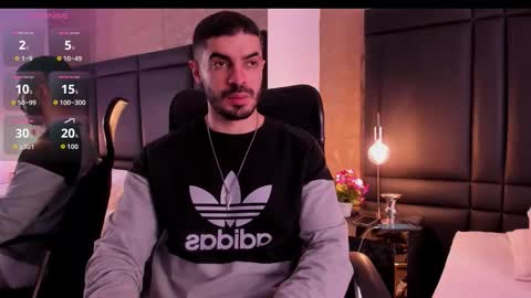 Snapshot of axelthompsom chatting on 09-10-25, 11:32 Axel Thompsom online show from 09-10-25, 11:32