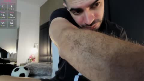 Snapshot of axelthompsom chatting on 09-13-25, 10:59 Axel Thompsom online show from 09-13-25, 10:59