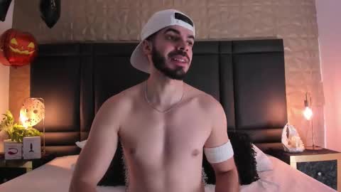 Snapshot of axelthompsom chatting on 10-16-25, 12:06 Axel Thompsom online show from 10-16-25, 12:06