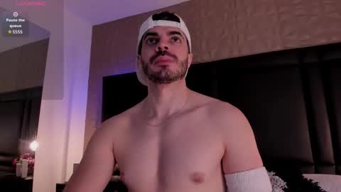 Snapshot of axelthompsom chatting on 11-07-25, 11:43 Axel Thompsom online show from 11-07-25, 11:43