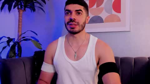 Snapshot of axelthompsom chatting on 12-04-25, 11:19 Axel Thompsom online show from 12-04-25, 11:19