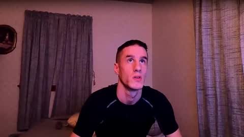 Snapshot of axl_fx chatting on 12-04-24, 04:32 Axl online show from 12-04-24, 04:32
