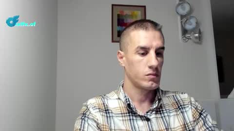 Axl online show from 11-18-25, 03:01