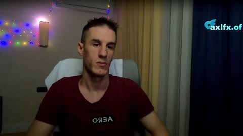 Axl online show from 03-27-26, 12:38