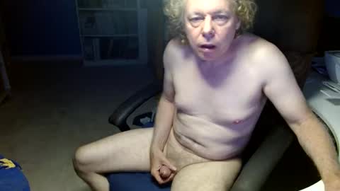 Snapshot of axleroze chatting on 10-23-25, 06:02 axleroze online show from 10-23-25, 06:02