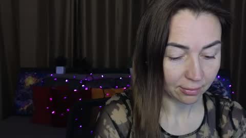 Snapshot of ay_kiss_jully chatting on 02-21-25, 06:29 Jully online show from 02-21-25, 06:29