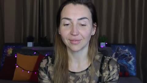 Snapshot of ay_kiss_jully chatting on 02-22-25, 02:52 Jully online show from 02-22-25, 02:52