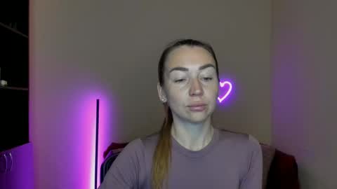 Snapshot of ay_kiss_jully chatting on 03-05-25, 06:23 Jully online show from 03-05-25, 06:23