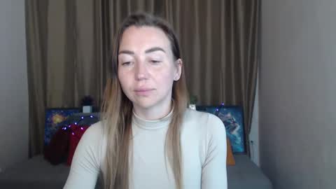 Snapshot of ay_kiss_jully chatting on 03-11-25, 02:43 Jully online show from 03-11-25, 02:43