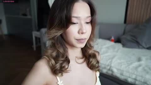 Snapshot of aya__hitakayama chatting on 05-16-26, 01:10 Aya online show from 05-16-26, 01:10