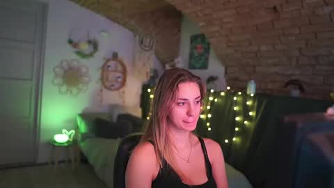 aya hitakayama  online show from 02-26-25, 02:36