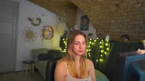 aya hitakayama  online show from 03-09-25, 07:26