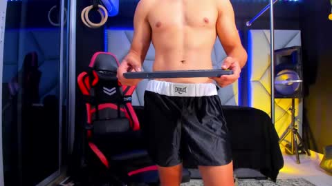 Ayden Miller online show from 04-29-26, 06:06