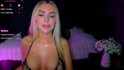  Ayla Demir  online show from 06-11-26, 08:07