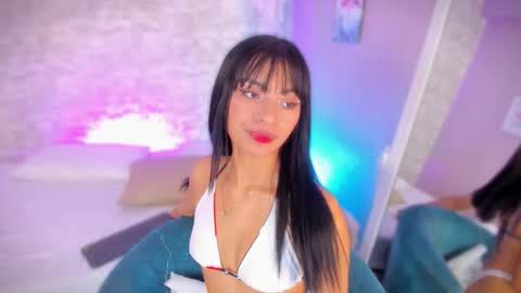 Ayla online show from 12-21-25, 04:19