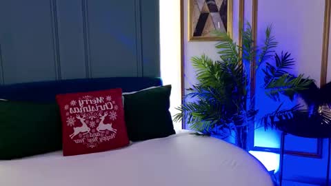 Ayla online show from 12-16-25, 08:03