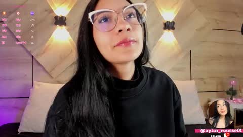 ayllin  online show from 10-23-25, 07:45