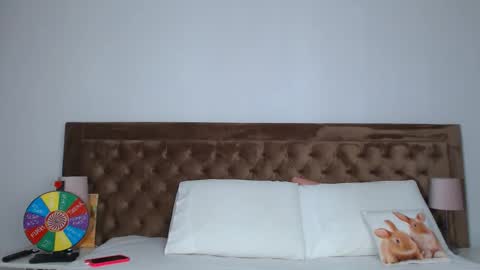 Aylin online show from 09-17-25, 01:07