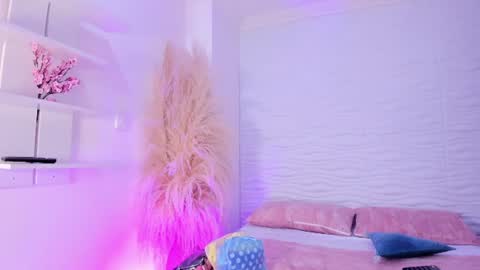 Snapshot of aylinlove_ chatting on 06-30-26, 11:22 aylinlove_ online show from 06-30-26, 11:22