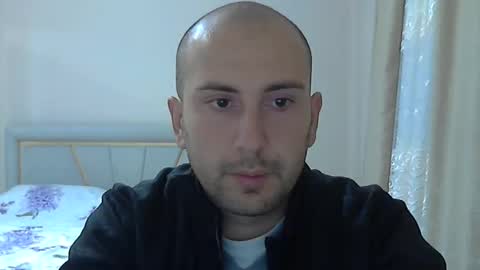 Snapshot of aymax95 chatting on 10-31-25, 05:36 AYBOY online show from 10-31-25, 05:36