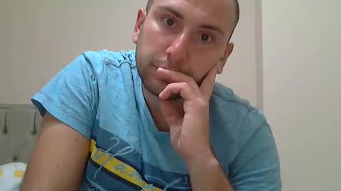 Snapshot of aymax95 chatting on 11-27-25, 04:20 AYBOY online show from 11-27-25, 04:20