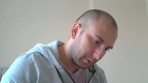 Snapshot of aymax95 chatting on 12-02-25, 10:31 AYBOY online show from 12-02-25, 10:31