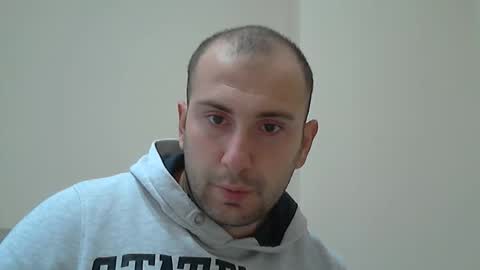 Snapshot of aymax95 chatting on 12-15-25, 02:32 AYBOY online show from 12-15-25, 02:32