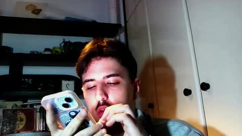 Snapshot of aymimadrdelbich0 chatting on 02-21-26, 06:53 ApoloArt online show from 02-21-26, 06:53