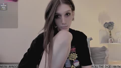 AYNEK        fansly  online show from 11-23-25, 05:46