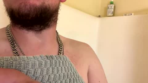 Snapshot of ayooitsmeagain chatting on 10-14-25, 11:05 AyooItsMe online show from 10-14-25, 11:05