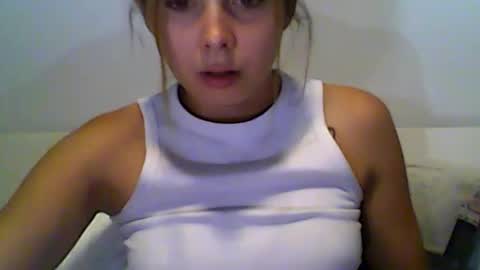 Snapshot of ayra_lolly chatting on 06-16-26, 08:11 Lolly online show from 06-16-26, 08:11