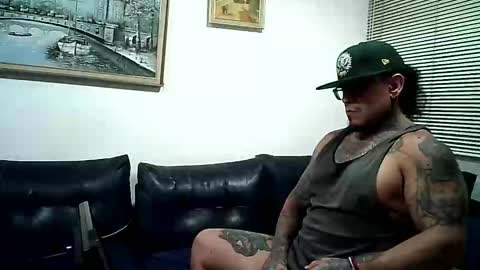 Snapshot of ayrton_naffah2 chatting on 05-04-26, 05:14 Ayrton naffah2 online show from 05-04-26, 05:14
